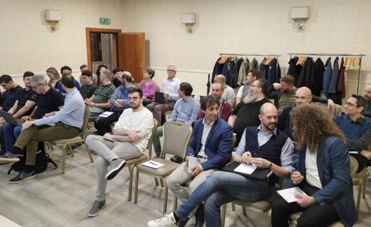 InnoTech_Delivery_Meeting_Persone_Innovazione_Visione